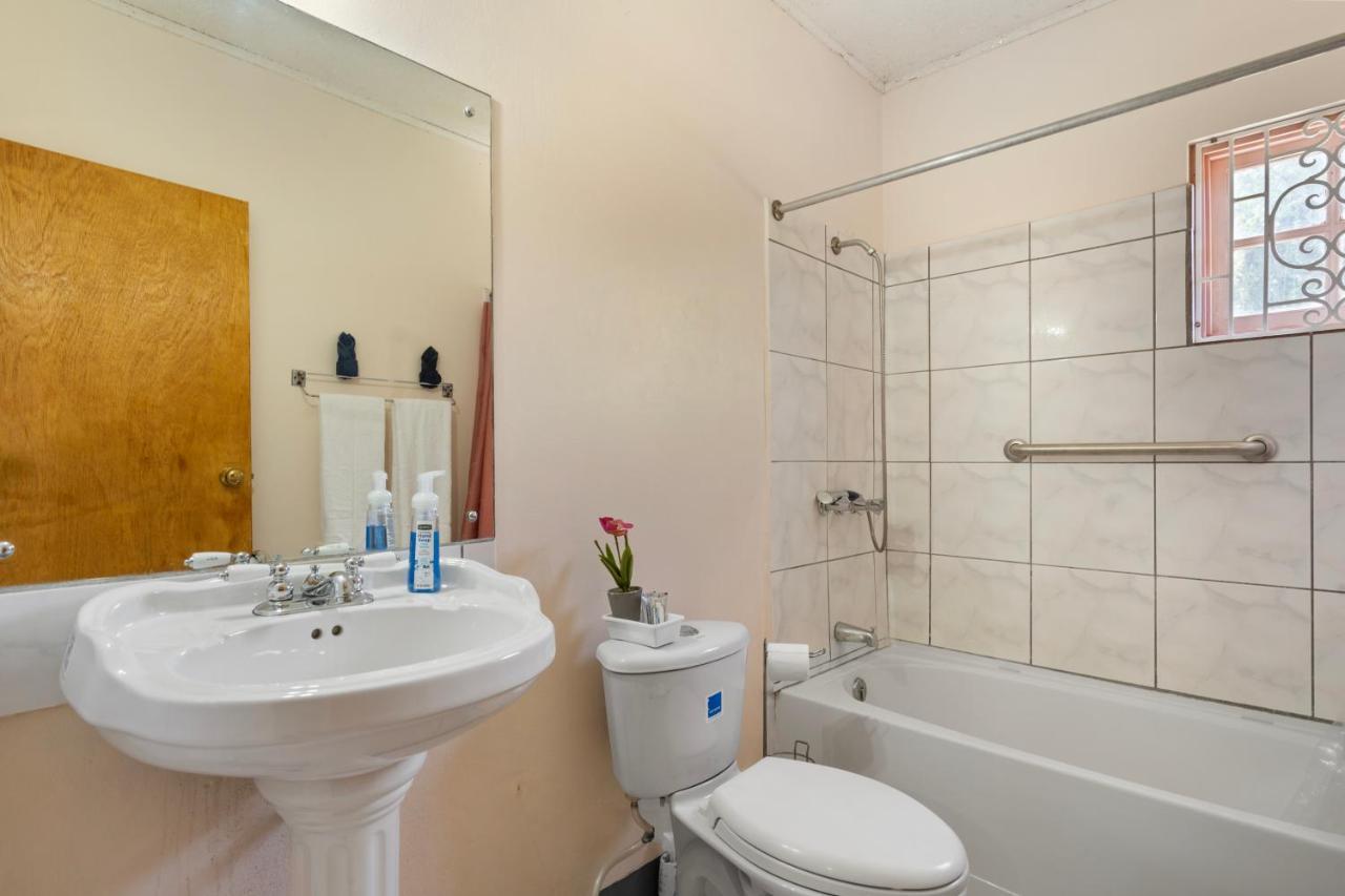 Shaw Park Gem Apt 12D Очо-Риос Экстерьер фото