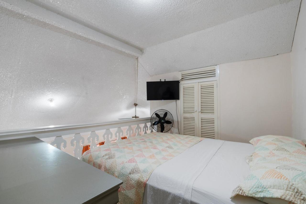 Shaw Park Gem Apt 12D Очо-Риос Экстерьер фото